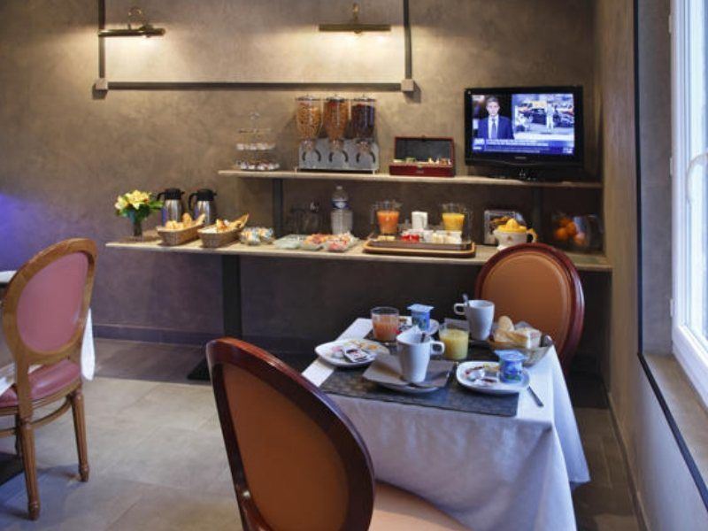 Adonis Marseille Vieux Port - Hotel Du Palais Экстерьер фото