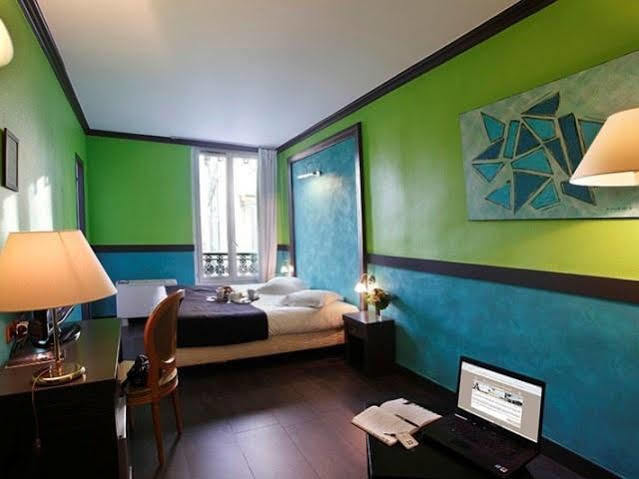 Adonis Marseille Vieux Port - Hotel Du Palais Экстерьер фото